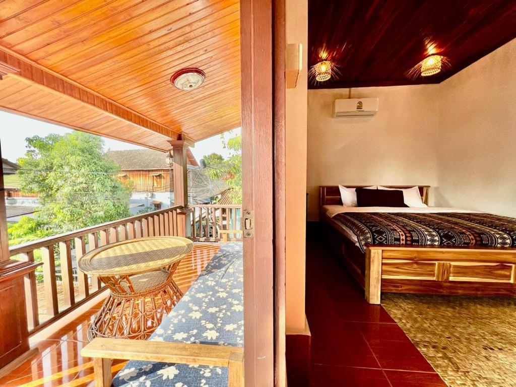 La Casa Hostel Luang Prabang Ngoại thất bức ảnh