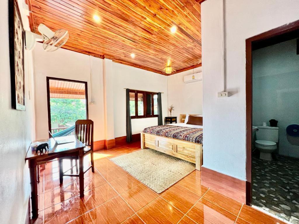 La Casa Hostel Luang Prabang Ngoại thất bức ảnh